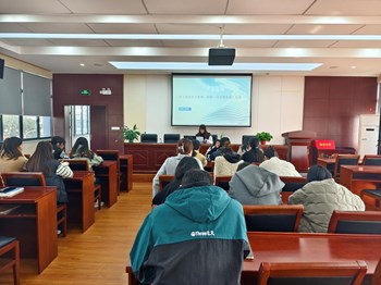 青年教师成长路上的明灯——徐市小学青年教师“共读一本书”阅读分享活动